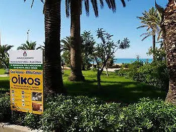 Oikos דירה *